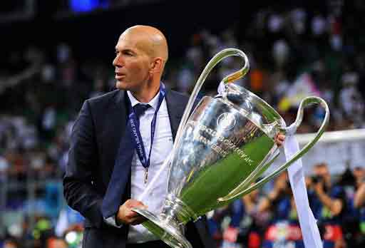 Zidane trở lại câu lạc bộ Real Madrid